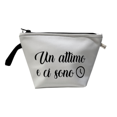 Pochette in eco pelle personalizzata Tinta unita Bianco UN ATTIMO E CI SONO